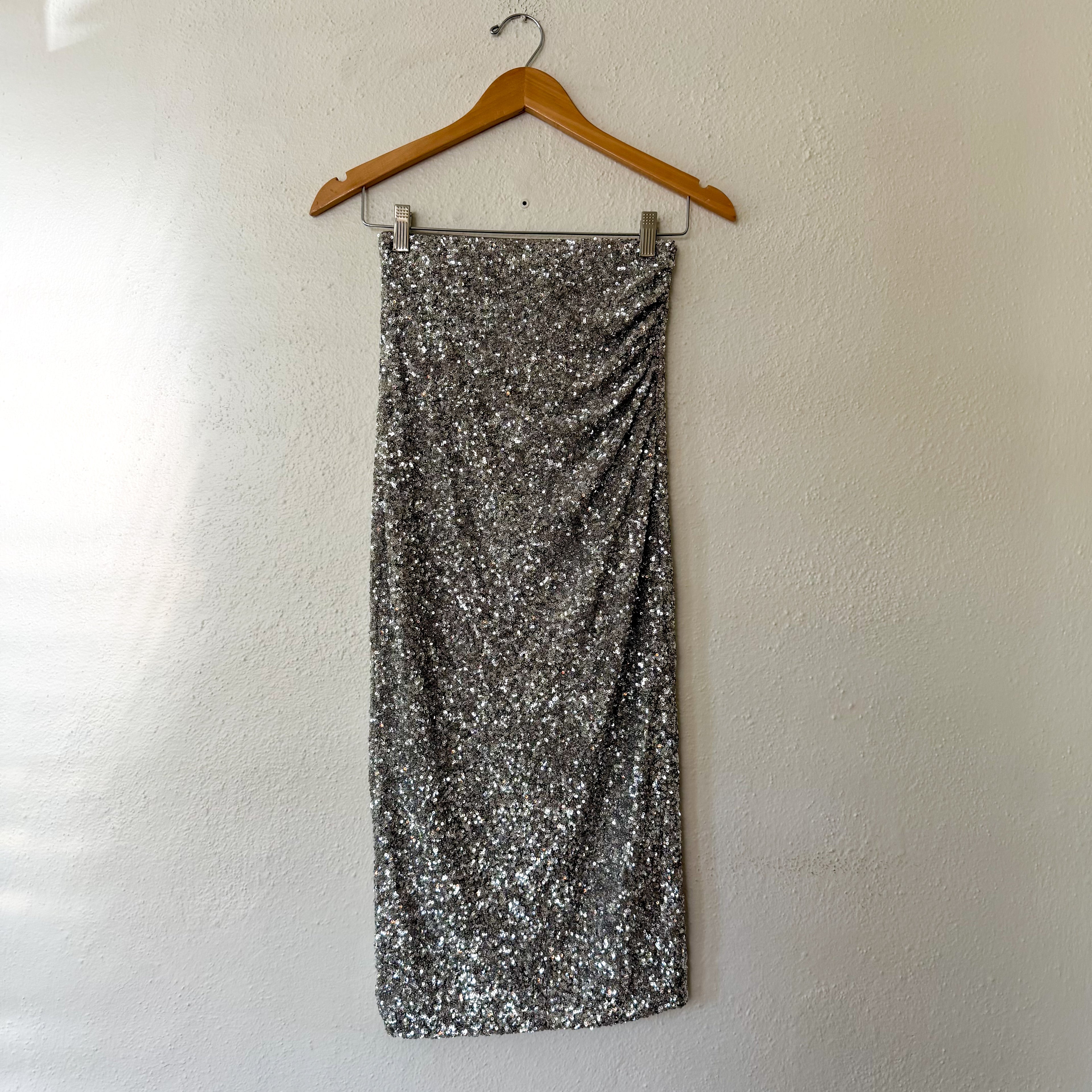 Express Silver Sequin Ruched Stretch Midi Skirt | XS