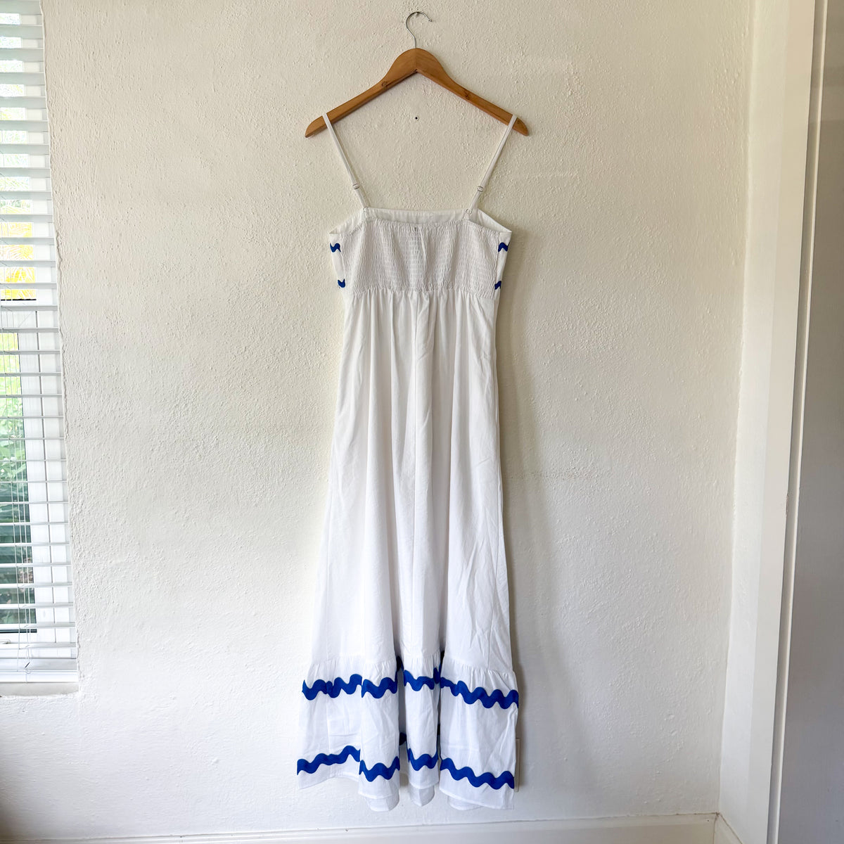 Pretty Garden White Summer Maxi Dress Blue Ric-Rac Trim | S