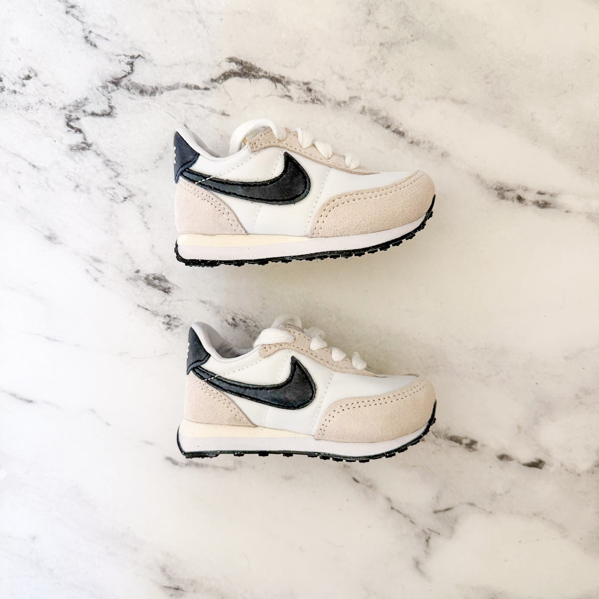 Nike Baby Waffle Trainer 2 in White Sail Black | 3C