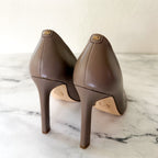 MICHAEL Michel Kors Womens Birch Amara Taupe Leather Pointed Toe Pump | 6.5