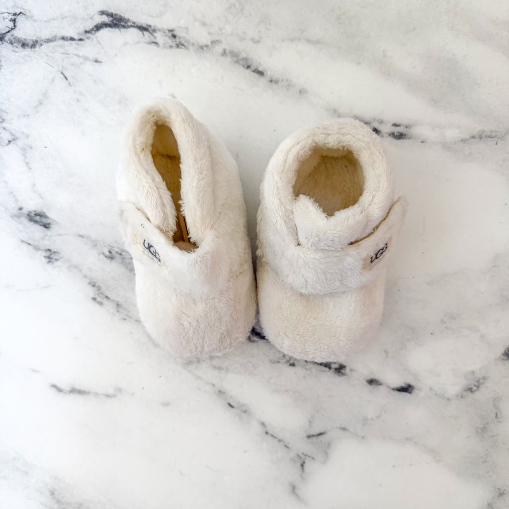 UGG Bixbee Cream Fuzzy Baby Booties Crib Shoes | 2-3c