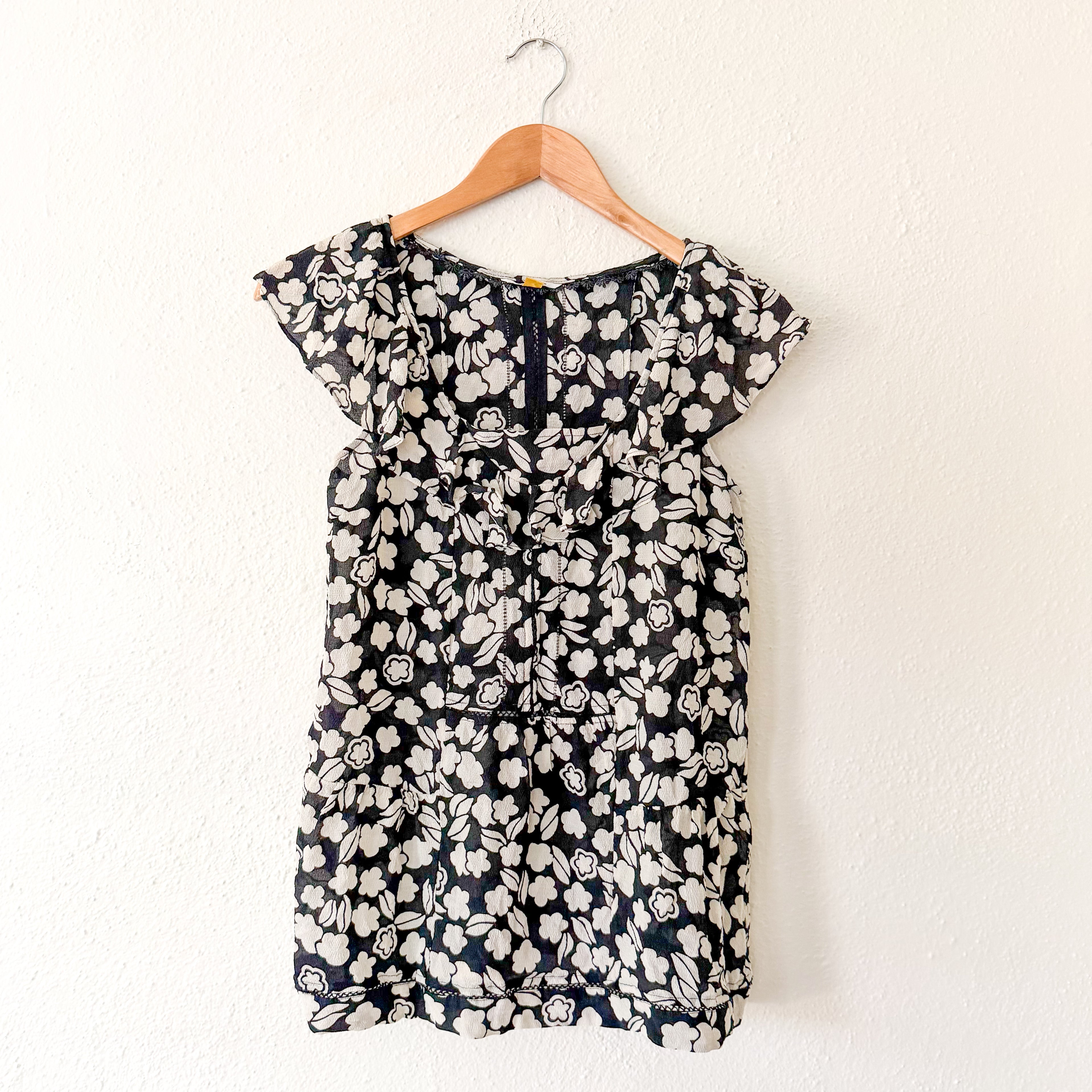 Leifsdottier 100% Silk Black Floral Short Sleeve Blouse | 6