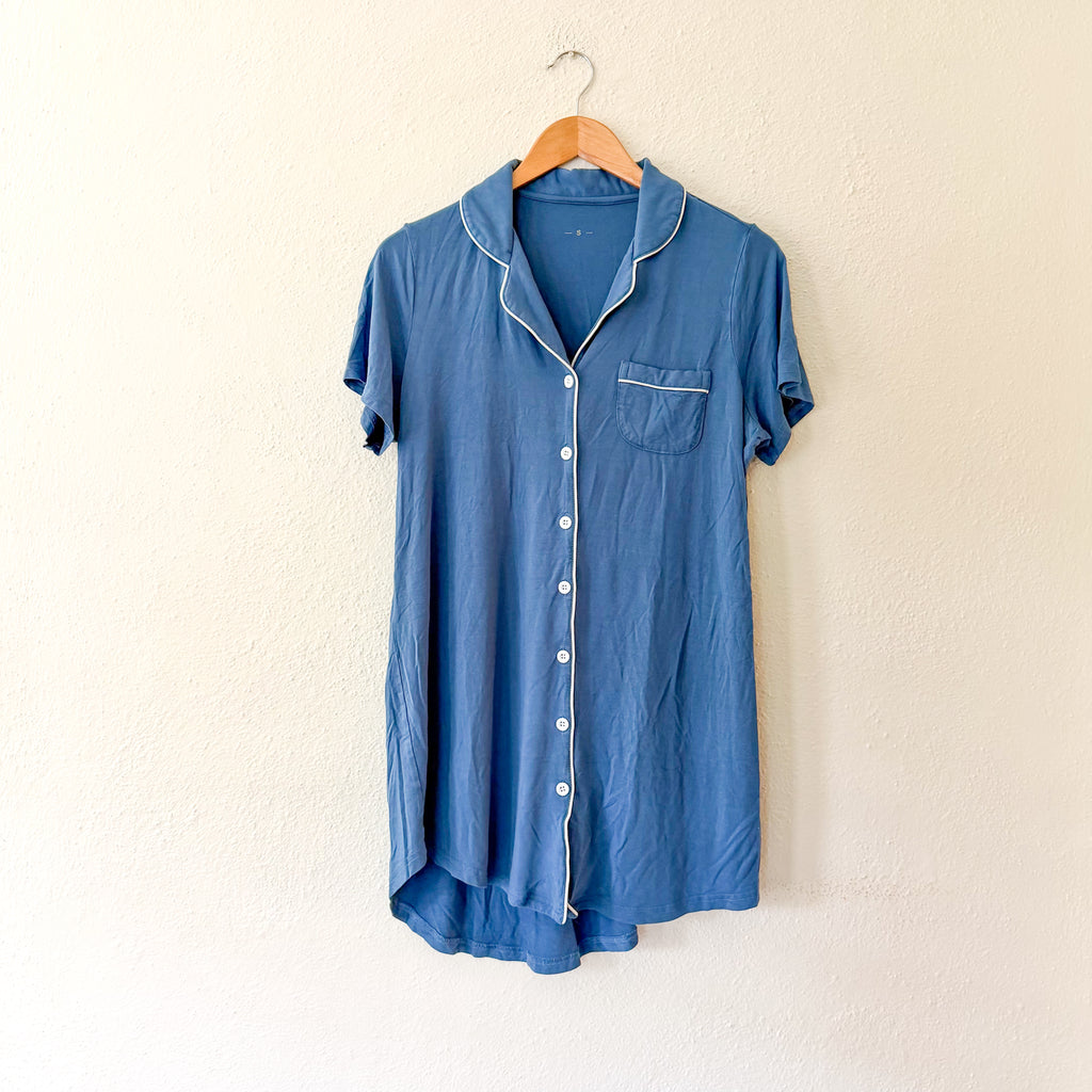 Women's Short Sleeve Button Down Night Dress in Cornflower Blue | S