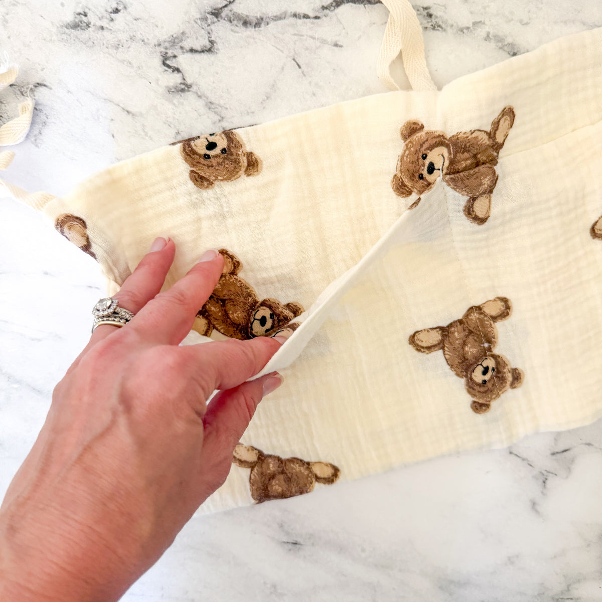 Anna-Kaci Teddy Bear Cream Gauze Stroller Caddy/Organizer Bag