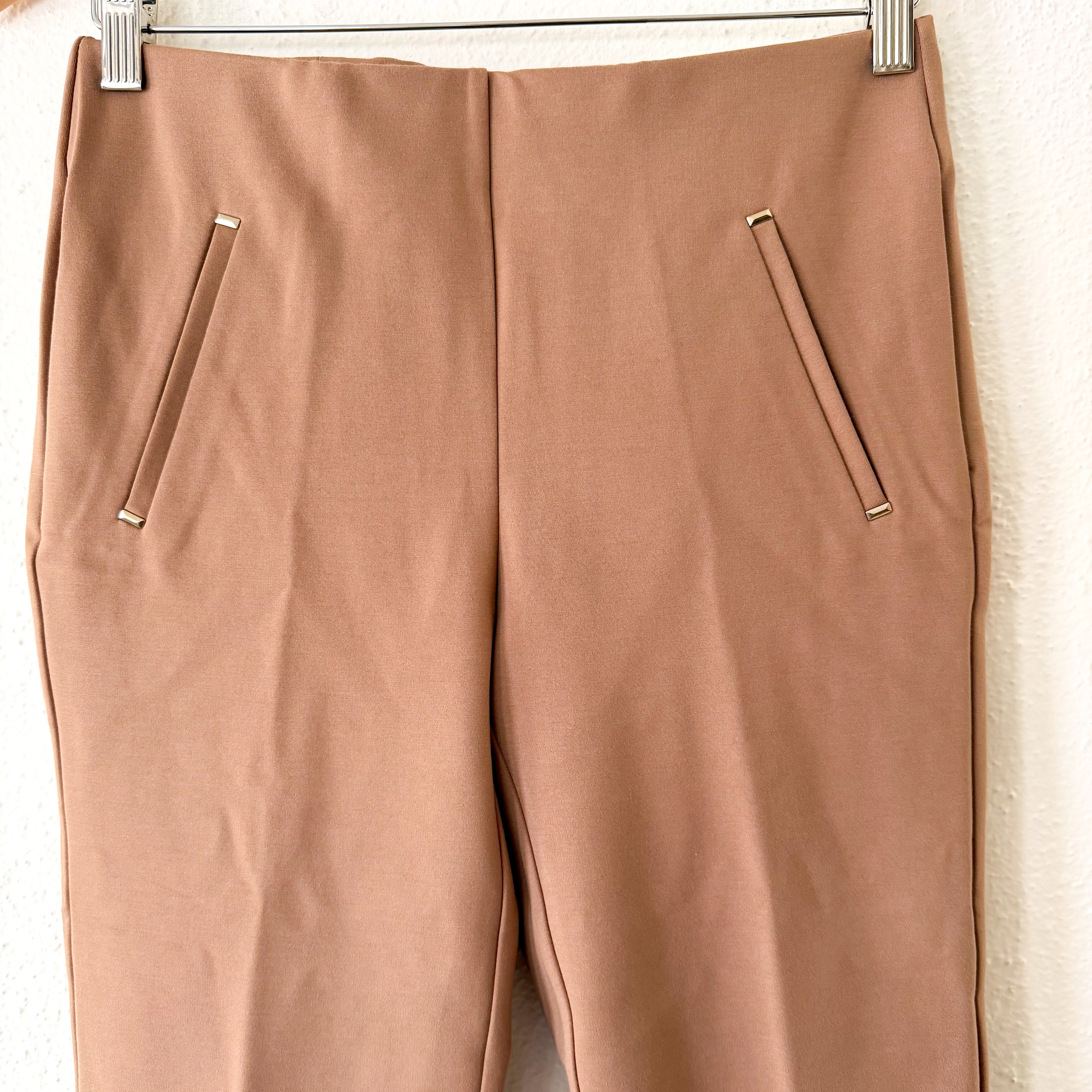 Chico's Caramel So Slimming 360 Juliet Trim Detail Ankle Slim Leg Pant | 00R