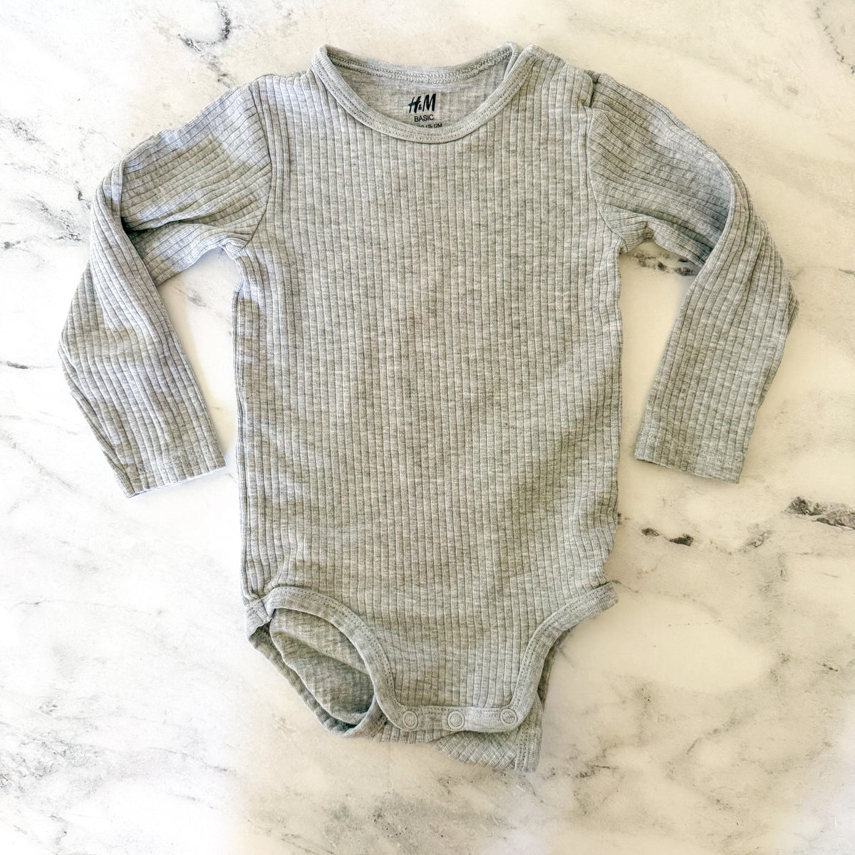 H&M Basics Heather Grey Ribbed Cotton Long Sleeve Bodysuit | 9-12m