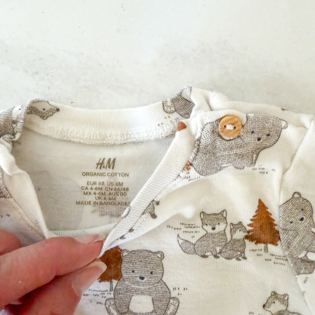 H&M Organic Cotton Cream Bear Forest Long Sleeve Bodysuit | 3-6m