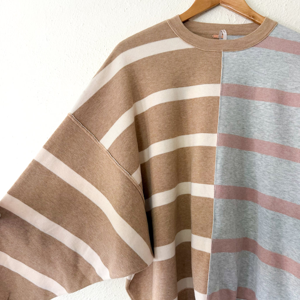 Free People Uptown Oversized Crewneck Pullover Sweatshirt in Camel Grey Combo | XS