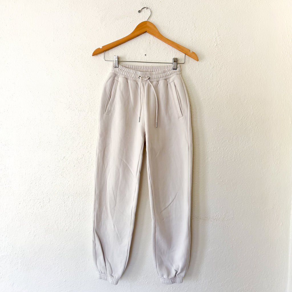 Abercombie & Fitch Sunday Sweatpant Jogger in Cream | XXS
