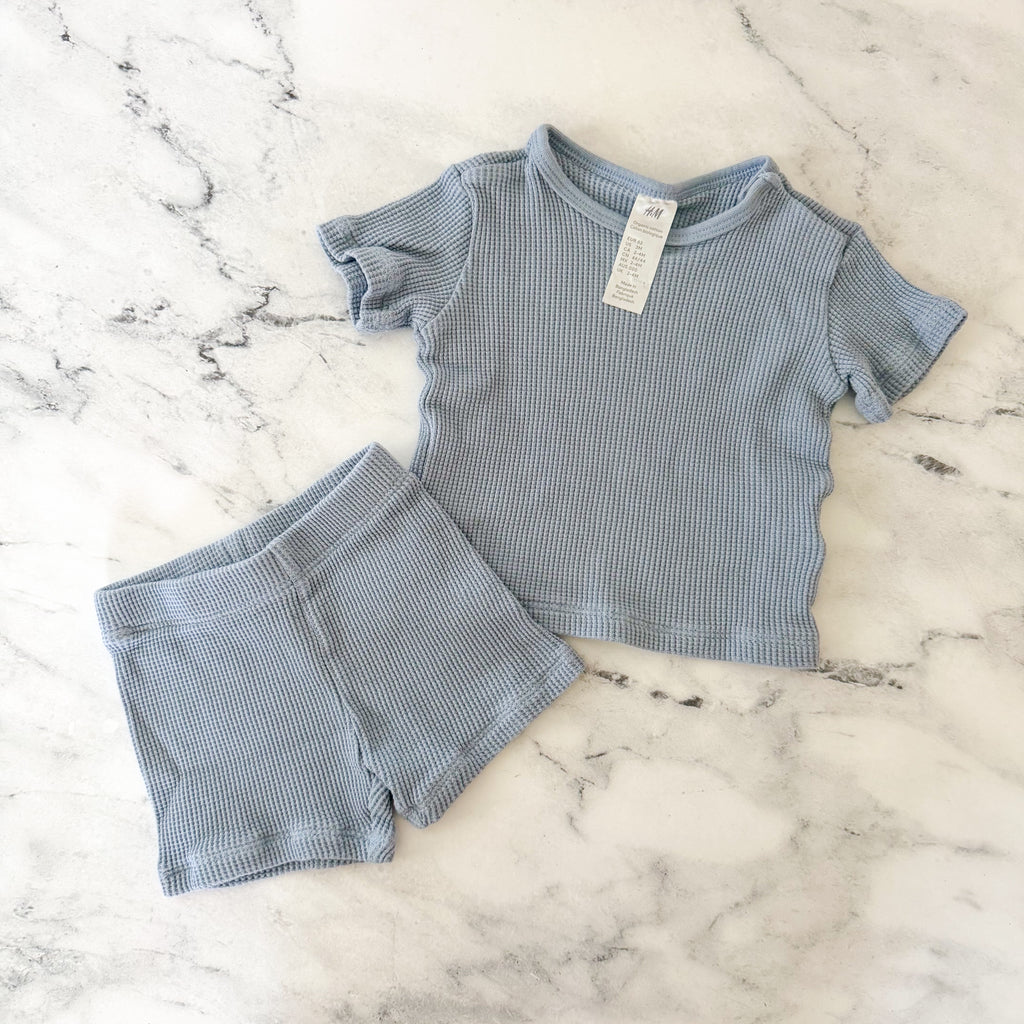 H&M Dusty Slate Blue Waffle Weave T-Shirt & Shorts Knit Set | 0-3m