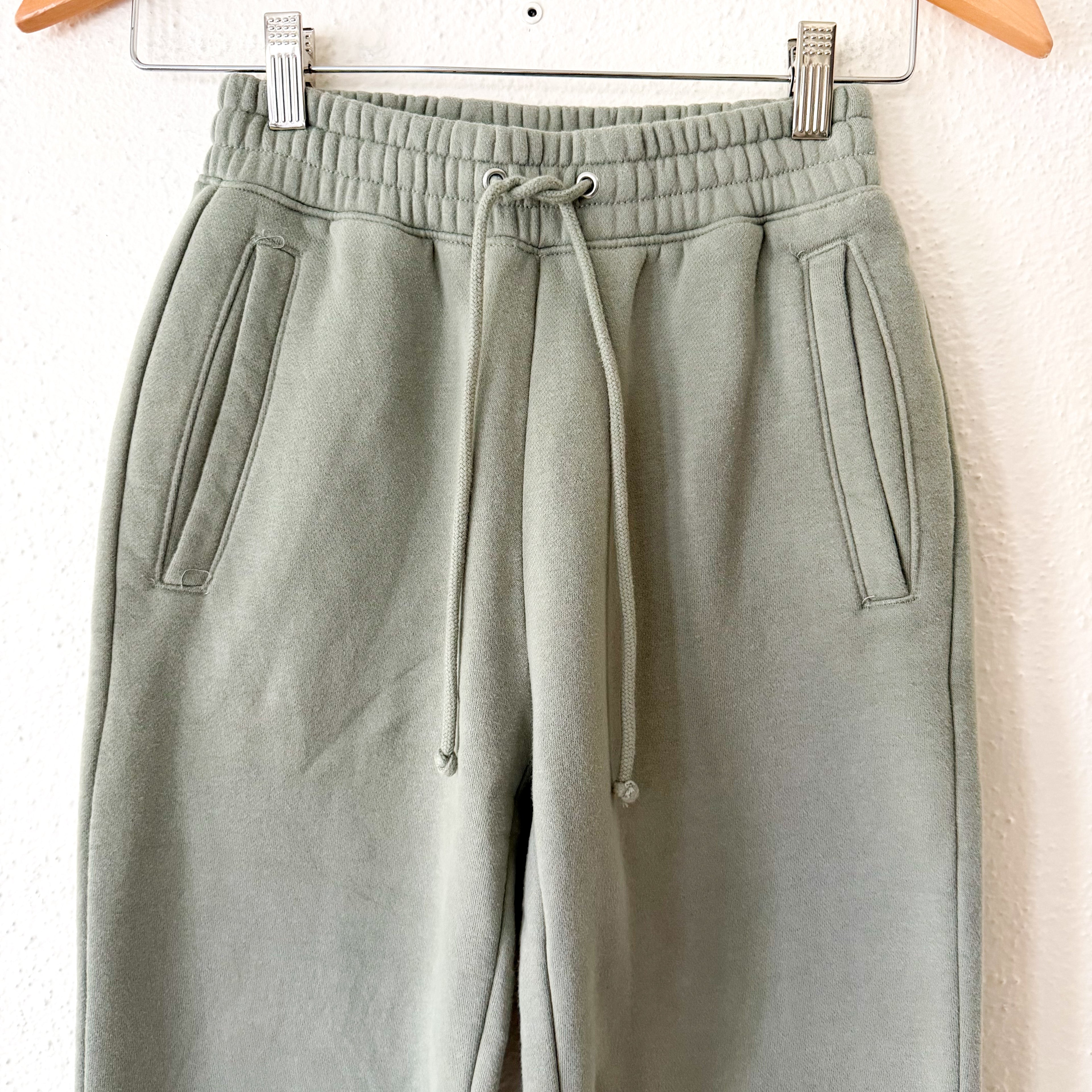 Abercombie & Fitch Sunday Sweatpant Jogger in Ocean Green | XXS