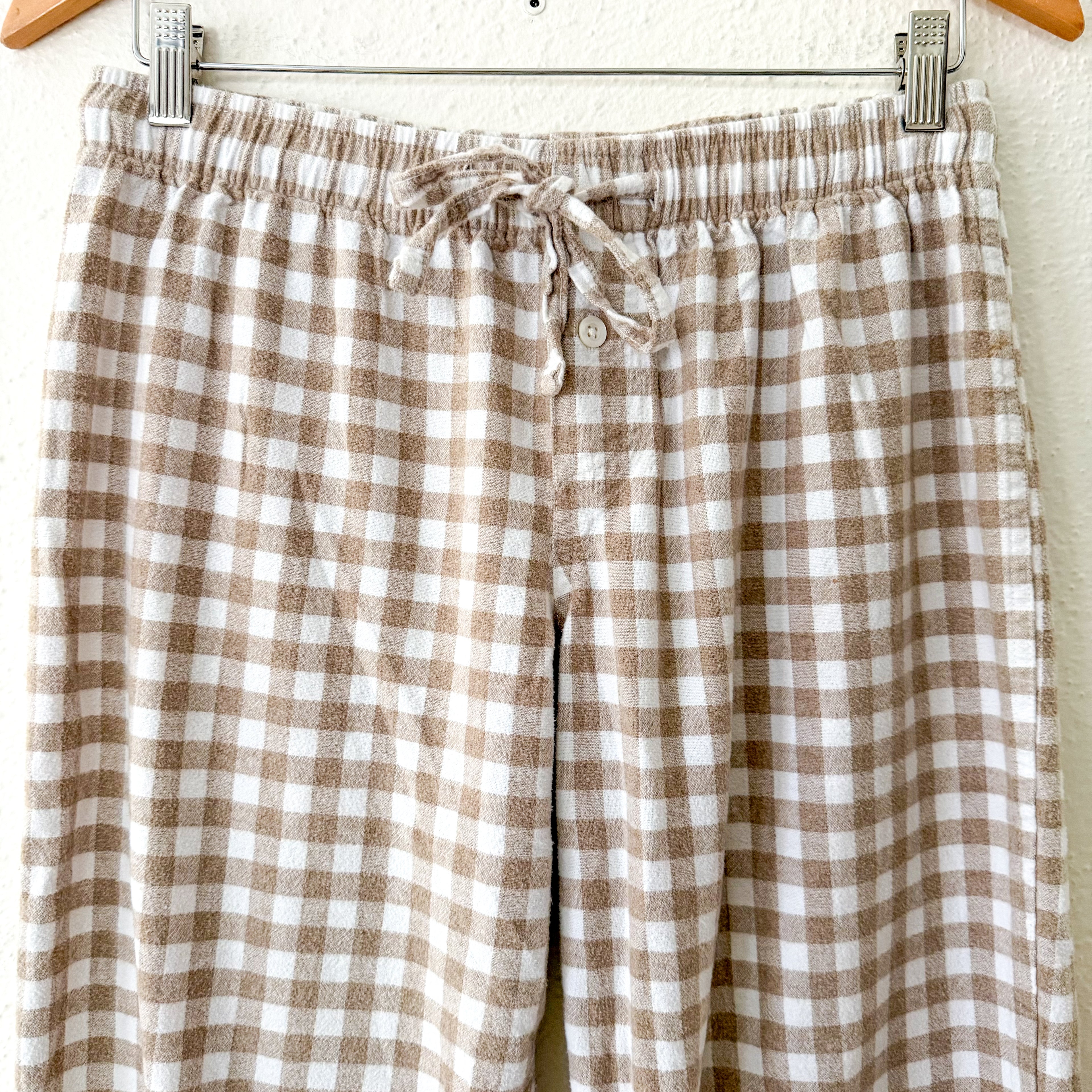 Serena & Lily Belvedere Flannel Pajamas in Doe Beige Gingham | S