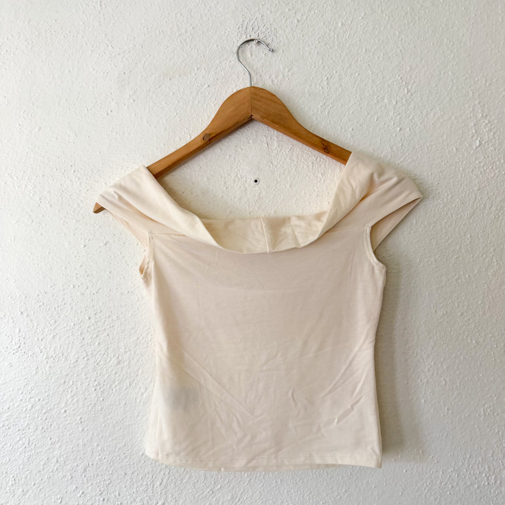 Reformation Ezlynn Off The Shoulder Knit Top in Cream, sz XS
