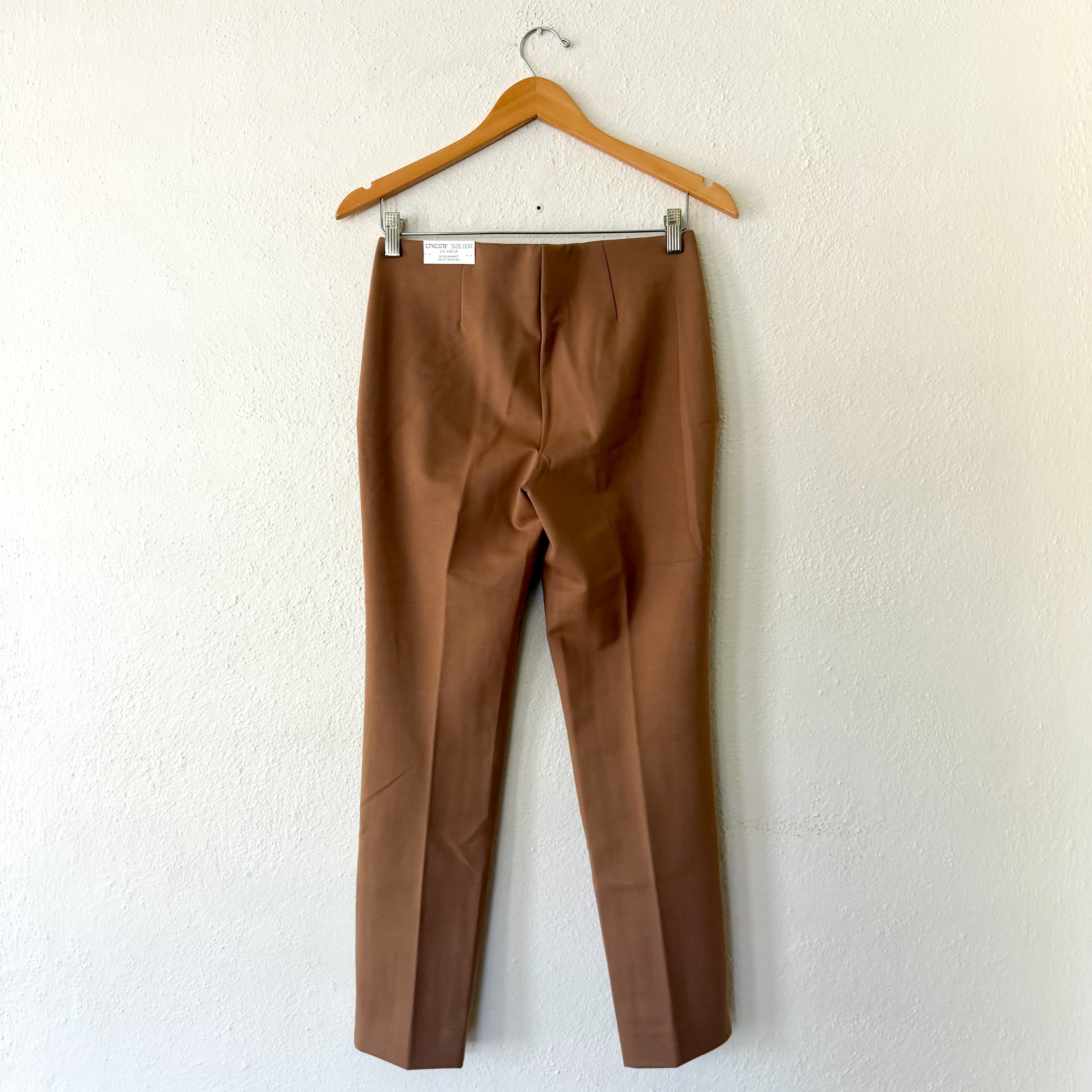 Chico's Caramel So Slimming 360 Juliet Trim Detail Ankle Slim Leg Pant | 00R