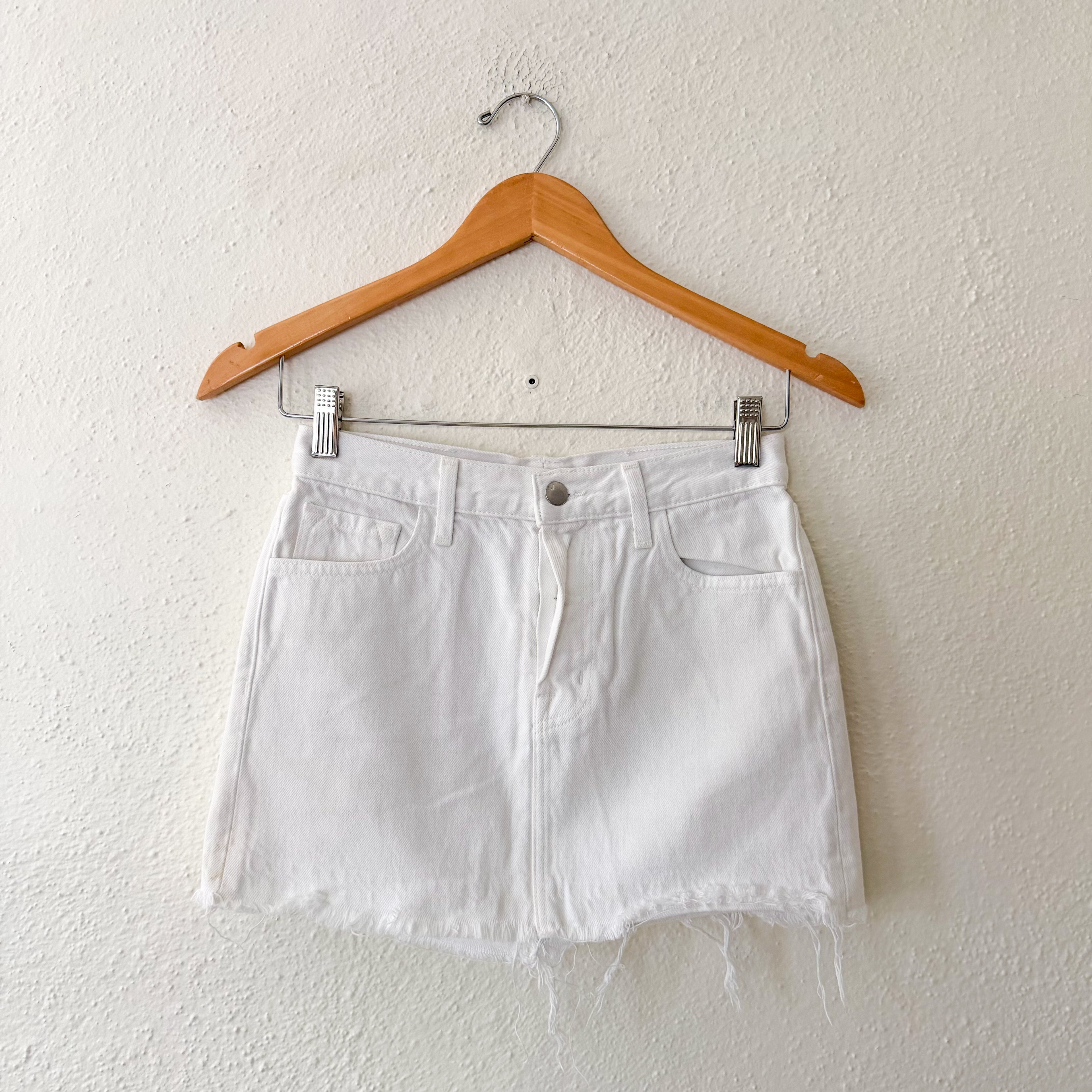 J Brand White Bonny Mid-Rise Denim Mini Skirt | 23