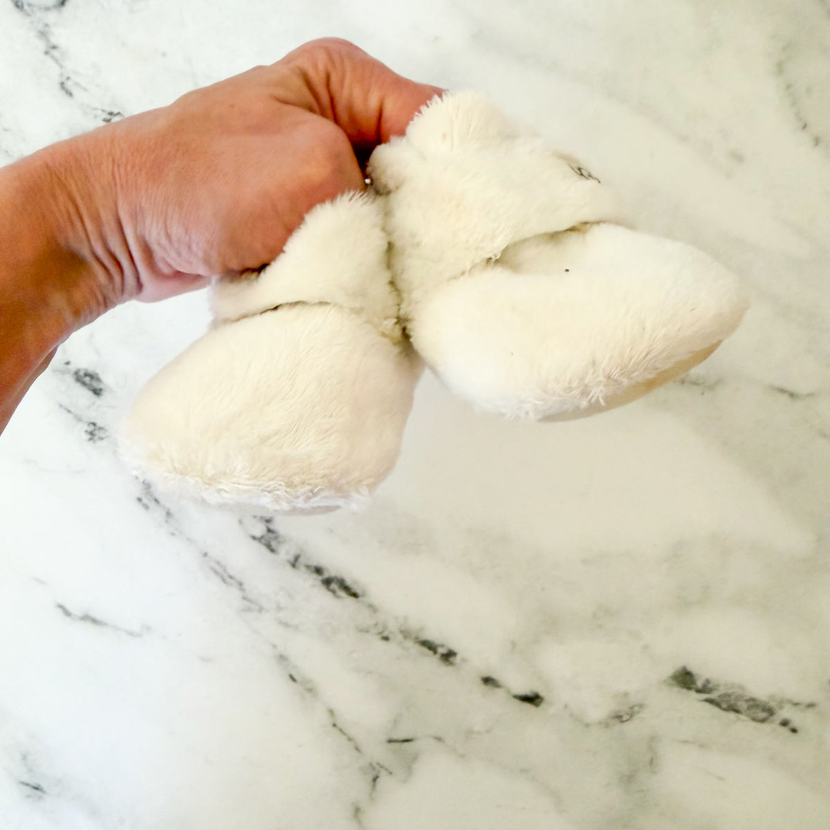 UGG Bixbee Cream Fuzzy Baby Booties Crib Shoes | 2-3c