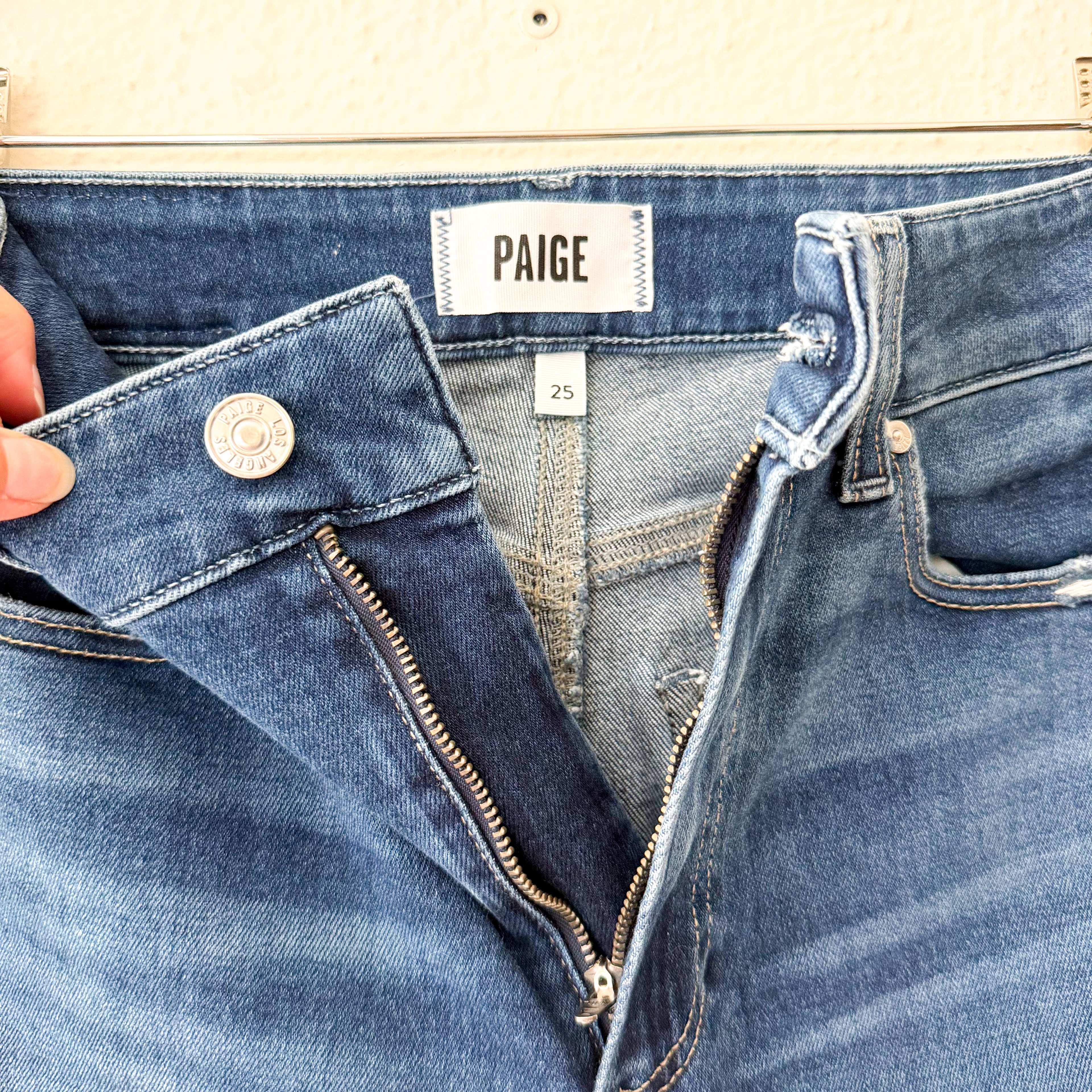 PAIGE Anessa Petite Wide Leg Denim in Dresden Blue Wash | 25P