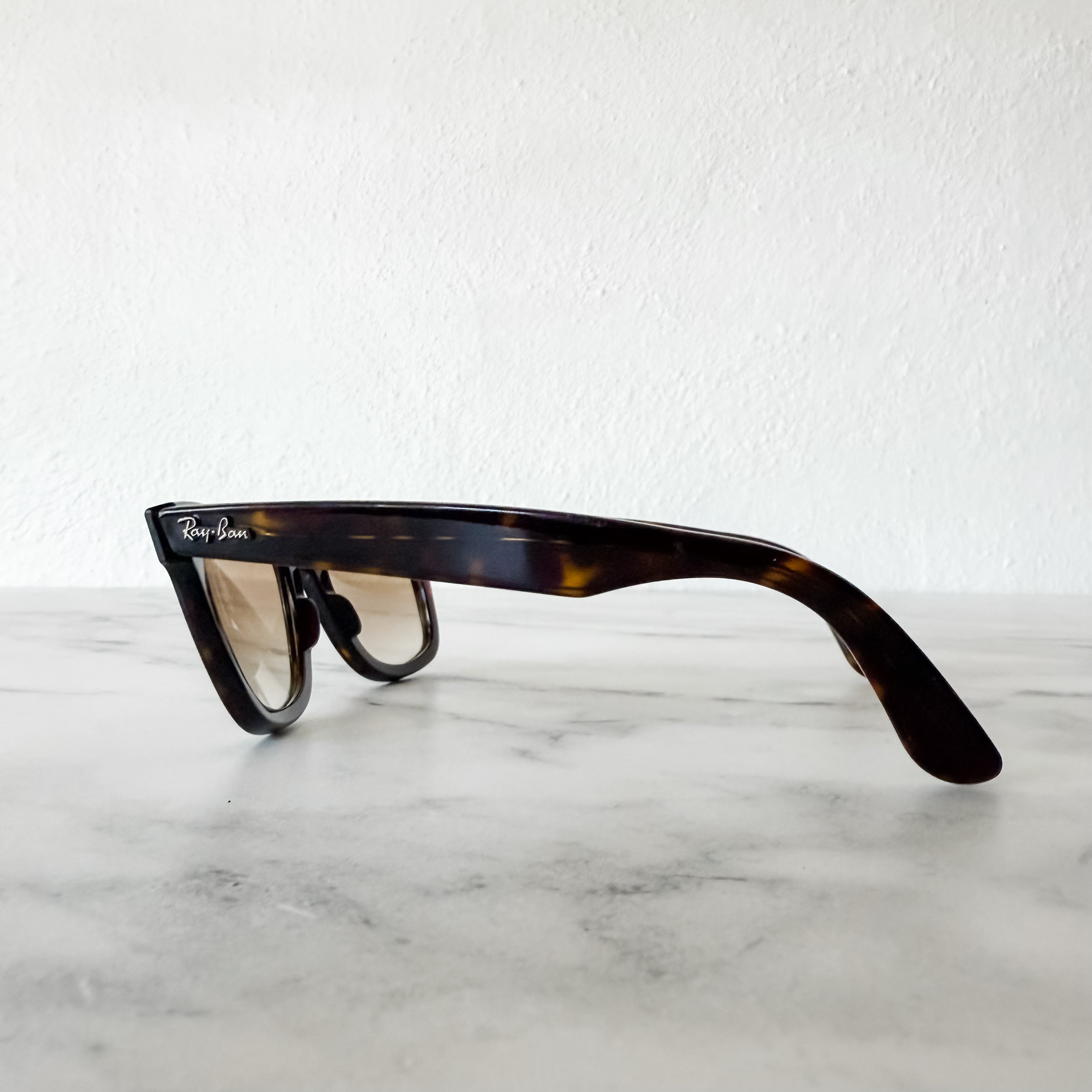 Ray-Ban Original Wayfarer Tortoise Sunglasses Light Brown Gradient