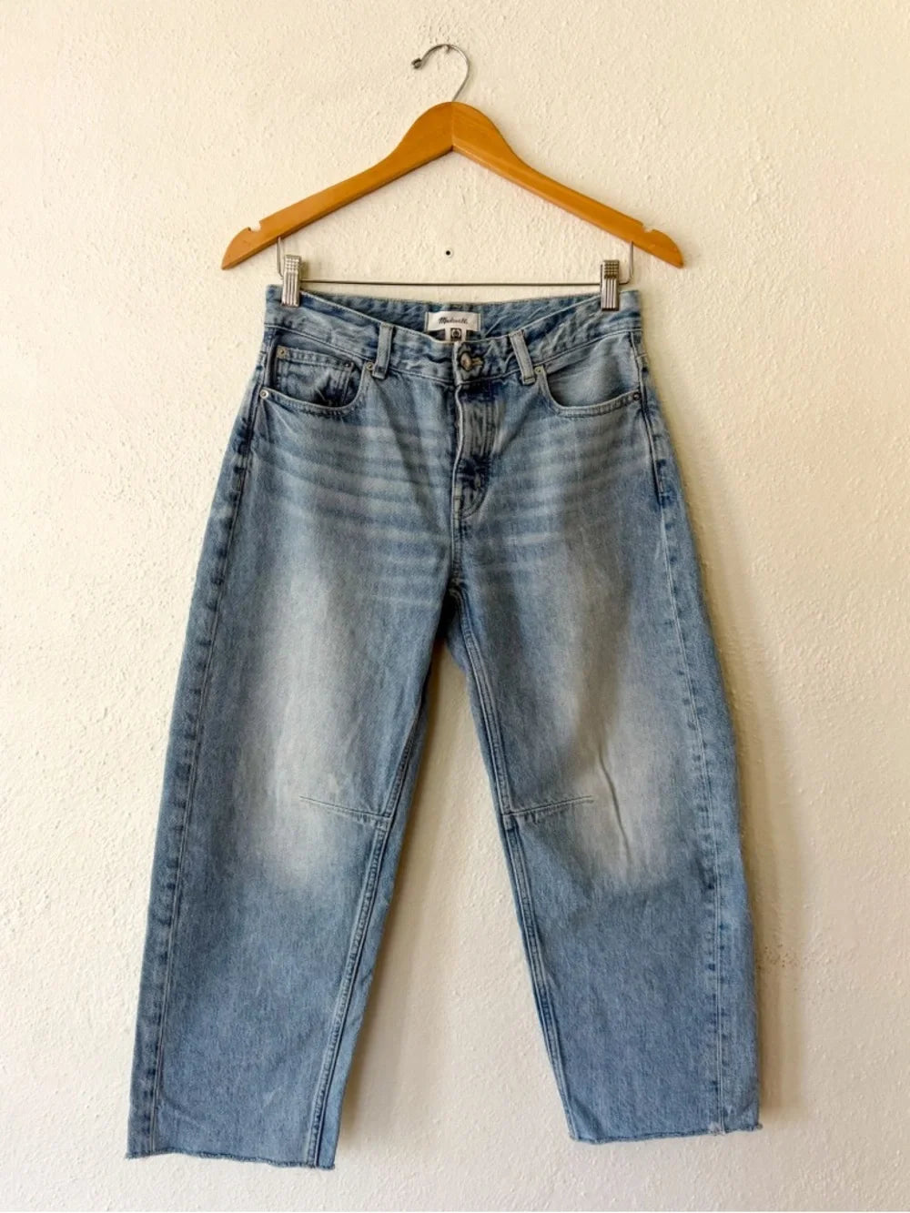 Madewell The Darted Barrel-Leg Rigid Jean in Edmonson Wash | 25P